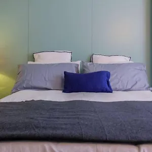 Center Apartment, Place Massena , Nice France