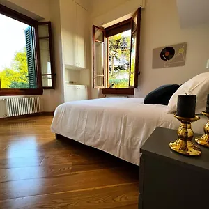 Chic In - Dolcevita , Florence Italy
