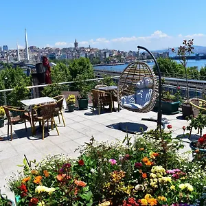 Roof Halic Provincia di Istanbul